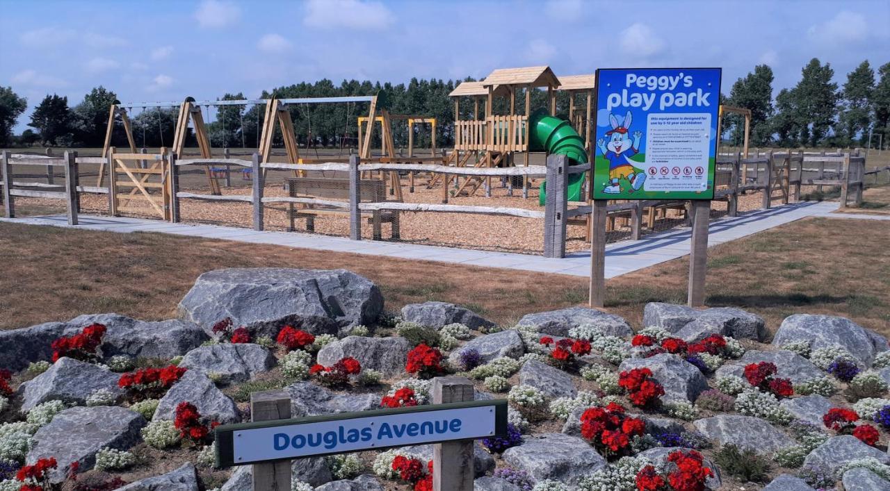 Brookside West Sands Holiday Park Seal Bay Селси Экстерьер фото